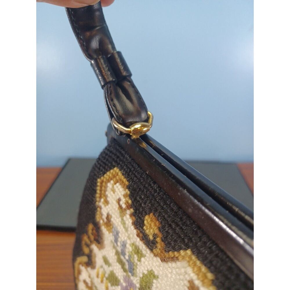 Vintage Needlepoint Embroidery Floral/Flowers Purse Handbag Top Clasp W/Receipt - Picture 10 of 14
